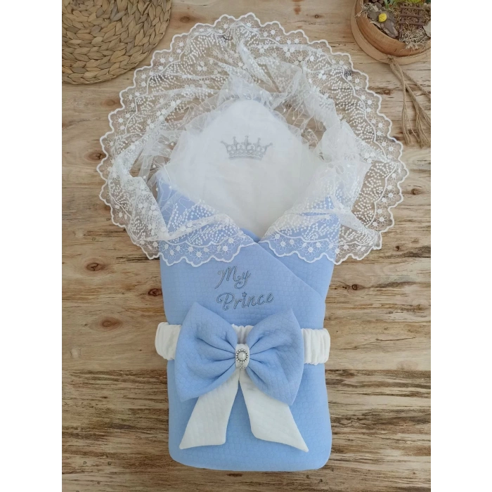 Bal Peteği My Prince Taç Nakışlı İnci Fiyonklu Dantel Duvaklı Delüks Kundak Bebek Battaniyesi Mavi