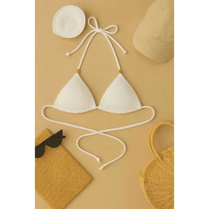 Beyaz Pedli Üçgen Bikini Üstü Halter Bağlamalı Aksesuarlı Esnek Kumaş Kadın Mayo Üstü