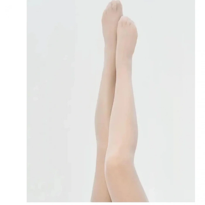 Kadın Beyaz Düz Jartiyer Çorabı