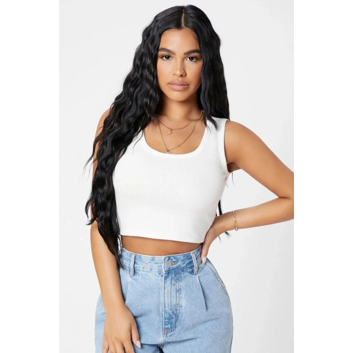 Kadın Beyaz Modern Fit Kare Yaka Crop Top Bluz