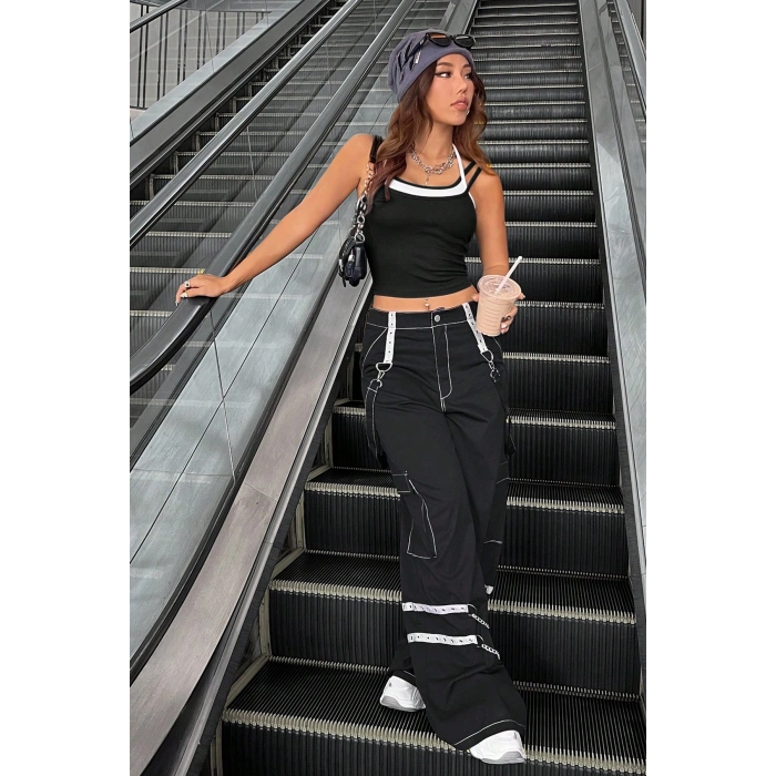 Kadın Beyaz Siyah Çift Renk Çapraz Askılı Crop Top Bluz