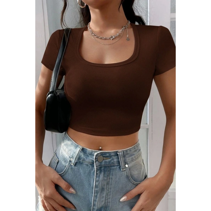 Kadın Kahverengi Şık Kesim Yarım Kol Crop Bluz