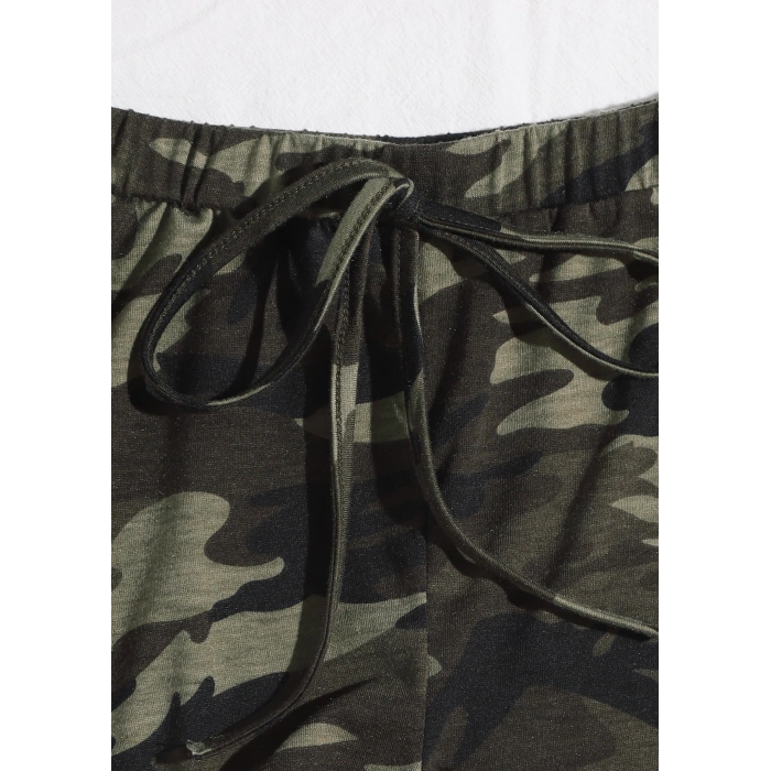 Kadın Kamuflaj Desenli Askılı Crop Top Ve Şortlu Gecelik Takım