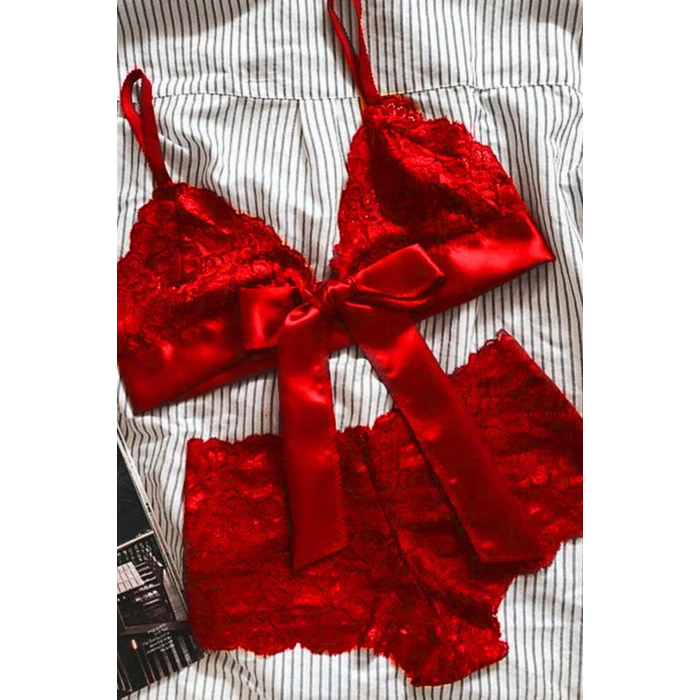 Kadın Kırmızı Dantelli & Kurdelalı Sütyen Külot Takımı