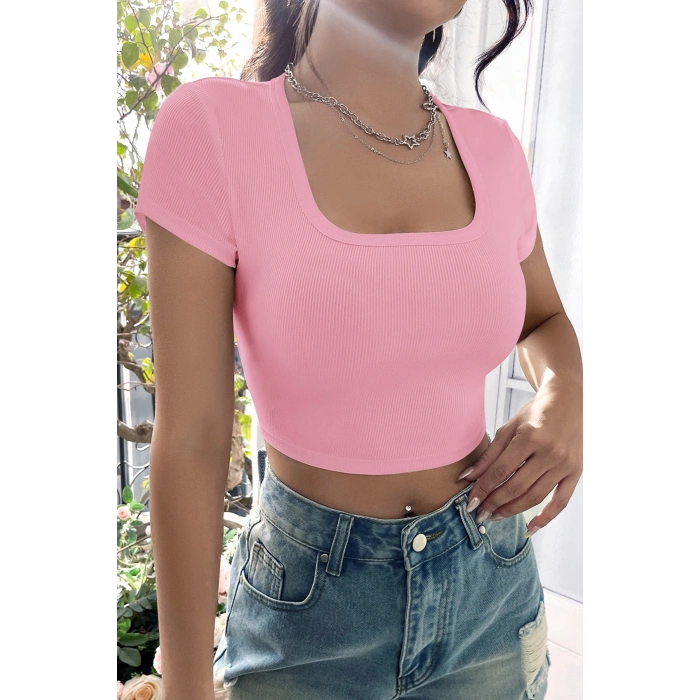 Kadın Pembe Yarım Kol Düz Yaka Crop Top Bluz