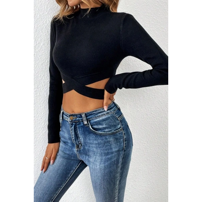 Kadın Siyah Modern Fit Çapraz Bel Detaylı Dik Yaka Uzun Kol Crop Top Bluz