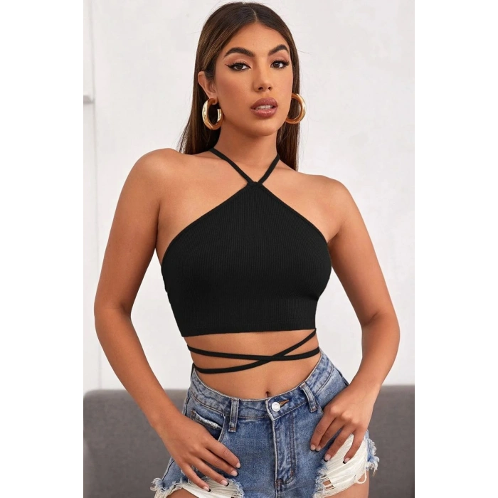 Kadın Siyah Modern Fit Sırtı Açık Boyundan Çapraz Bağlamalı Crop Top Bluz