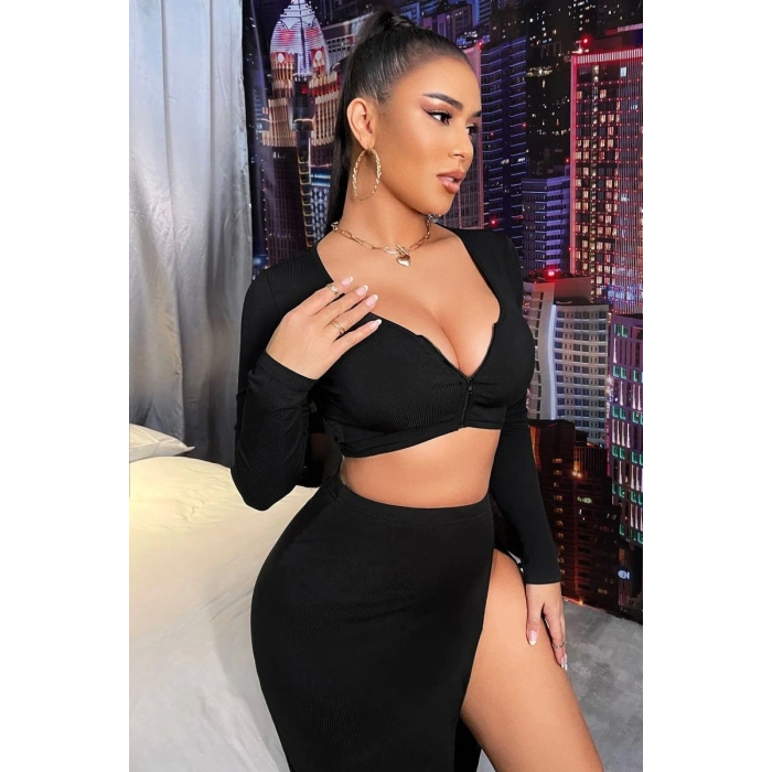 Kadın Siyah Modern Fit Uzun Kol Göğüs Ve Göbek Dekolteli Fermuarlı Crop Top Bluz