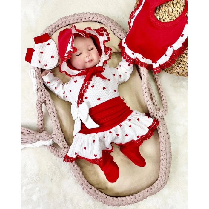 Kalp Desenli Dantel İşlemeli Hastane Çıkışı