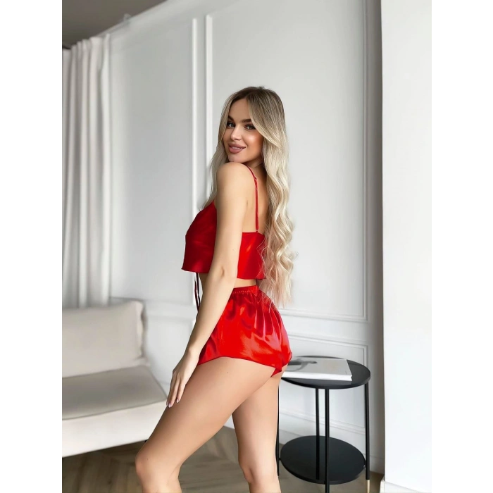 Kırmızı İnce Askılı Saten Şortlu Takım