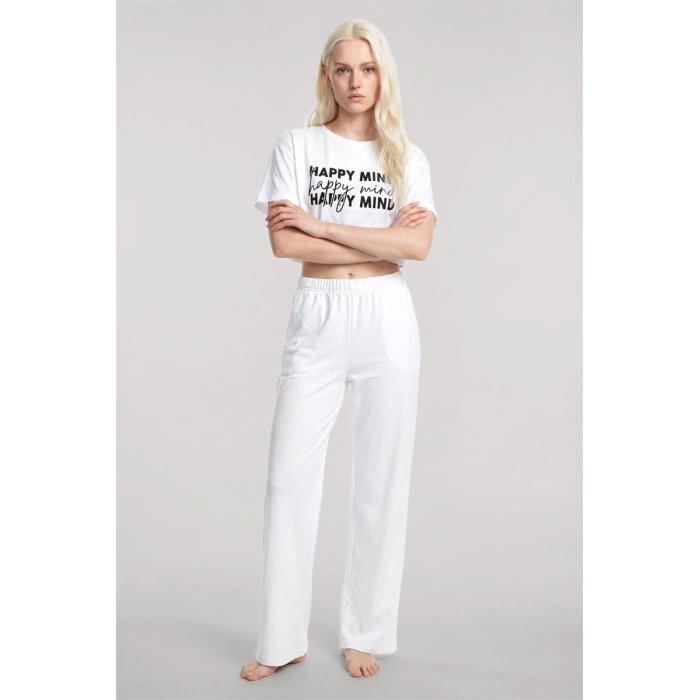 Moda Kadın Beyaz Baskılı Crop T-Shirt Pantolon Takım Rahat Günlük Kombin 2’li Set