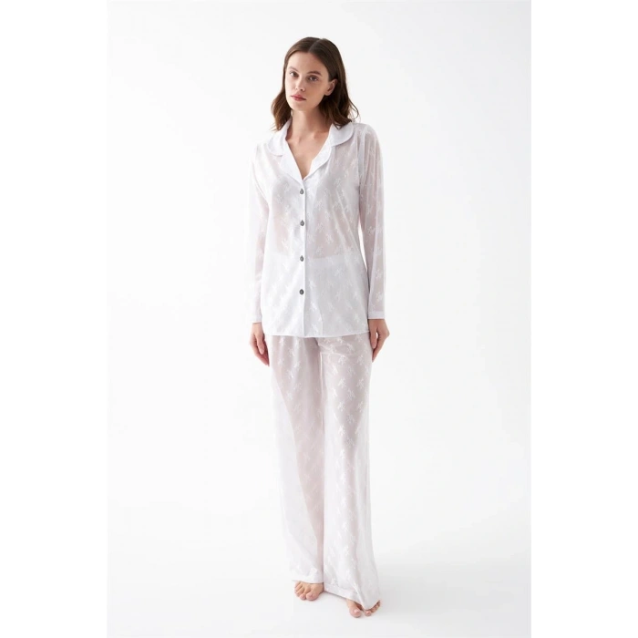 Moda Kadın Beyaz Şeffaf Jakar Düğmeli Pijama Takımı