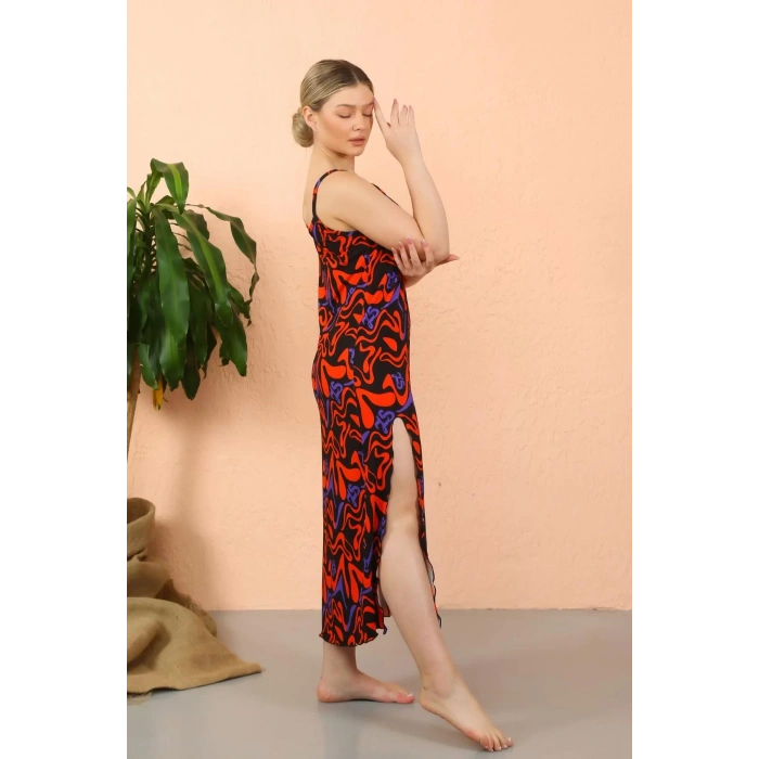 Moda Kadın İp Askılı Yırtmaçlı Uzun Siyah Gecelik