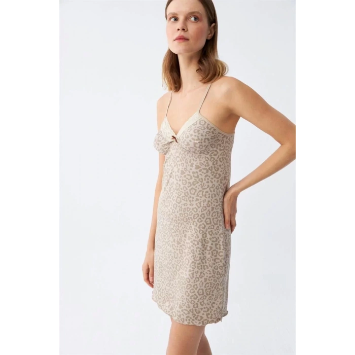 Moda Kadın Penye Vizon Leopar Desenli İp Askılı Gecelik