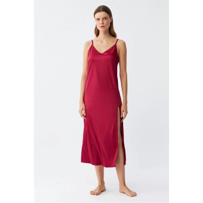 Moda Yırtmaçlı Uzun Saten Gecelik Bordo