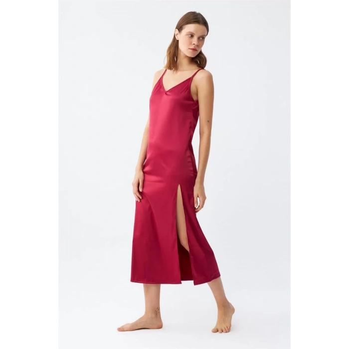 Moda Yırtmaçlı Uzun Saten Gecelik Bordo