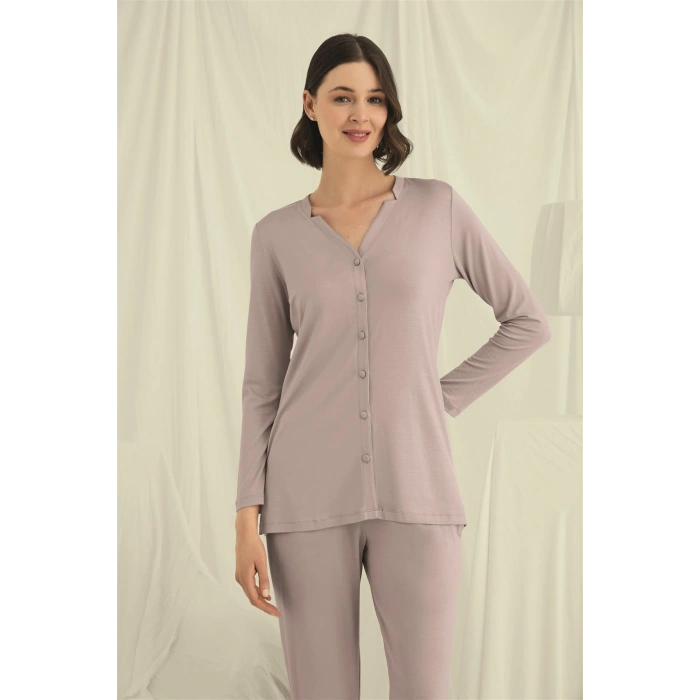 Uzun Kollu Düğmeli V Yaka Pijama Takımı