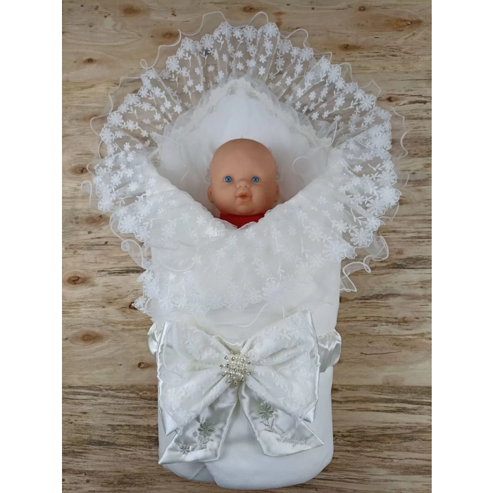 Yenidoğan İpek Venüs Taç Nakışlı Delüks Kundak Bebek Battaniyesi Ekru