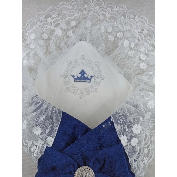 Yenidoğan Sar Kadife Taç Nakışlı İnci Fiyonklu Çift Dantel Duvak Trilüks Kundak Bebek Battaniyesi Lacivert