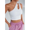 Kadın Beyaz Modern Fit Tek Omuz Cut Out Detaylı Crop Top Bluz