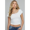Kadın Beyaz Premium Dantel Detaylı Fiyonk Aksesuarlı Crop Top Bluz