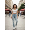 Kadın Beyaz Şık Kesim Düz Yaka Crop Top Bluz