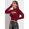 Kadın Bordo Modern Fit Göğüs Dekolteli Uzun Kollu Cut Out Crop Top Bluz
