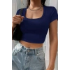 Kadın Lacivert Yarım Kol Düz Yaka Crop Top Bluz