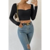 Kadın Siyah Uzun Kol Göğüs Dekolteli Şık Crop Top Bluz