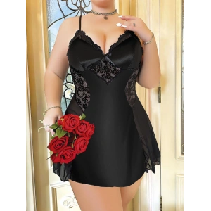 Büyük Beden Siyah Dantel İşlemeli İnce Askılı Saten Gecelik