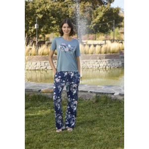 Çiçek Ve Yaprak Desenli Ve Baskılı Pijama Takımı