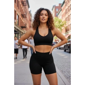 Kadın Siyah Fit Görünümlü Yüksek Bel Spor Crop Top Şort Takımı
