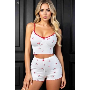 Kadın Vişne Motifli Dantel Askılı Şortlu Rahat Pijama Takımı