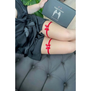 Kırmızı Çiçek Detaylı Bacak Bandı