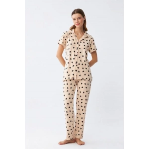 Moda Kadın Krem Rengi Kalp Desenli Önden Düğmeli Pijama Takımı