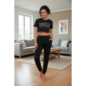 Moda Kadın Siyah Crop T-Shirt Pantolon Takım Rahat Günlük Spor Şık İkili Set