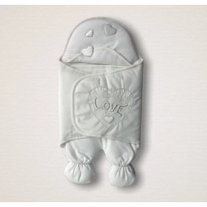 Yenidoğan Lüks Üç Kalp Love Nakışlı Kız Bebek Aklı Kundak Bebek Battaniyesi Ekru