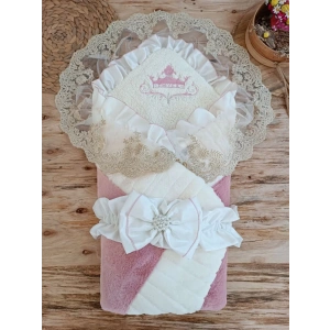 Yenidoğan Wool Yün Kumaş Taç Nakışlı Güpür Duvaklı Fiyonk Prizma Taş Unisex Kundak Bebek Battaniyesi Pembe