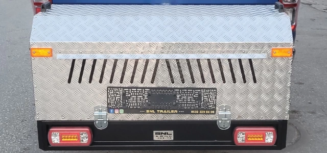 TowBox Plus Köpek Taşıma Kabini