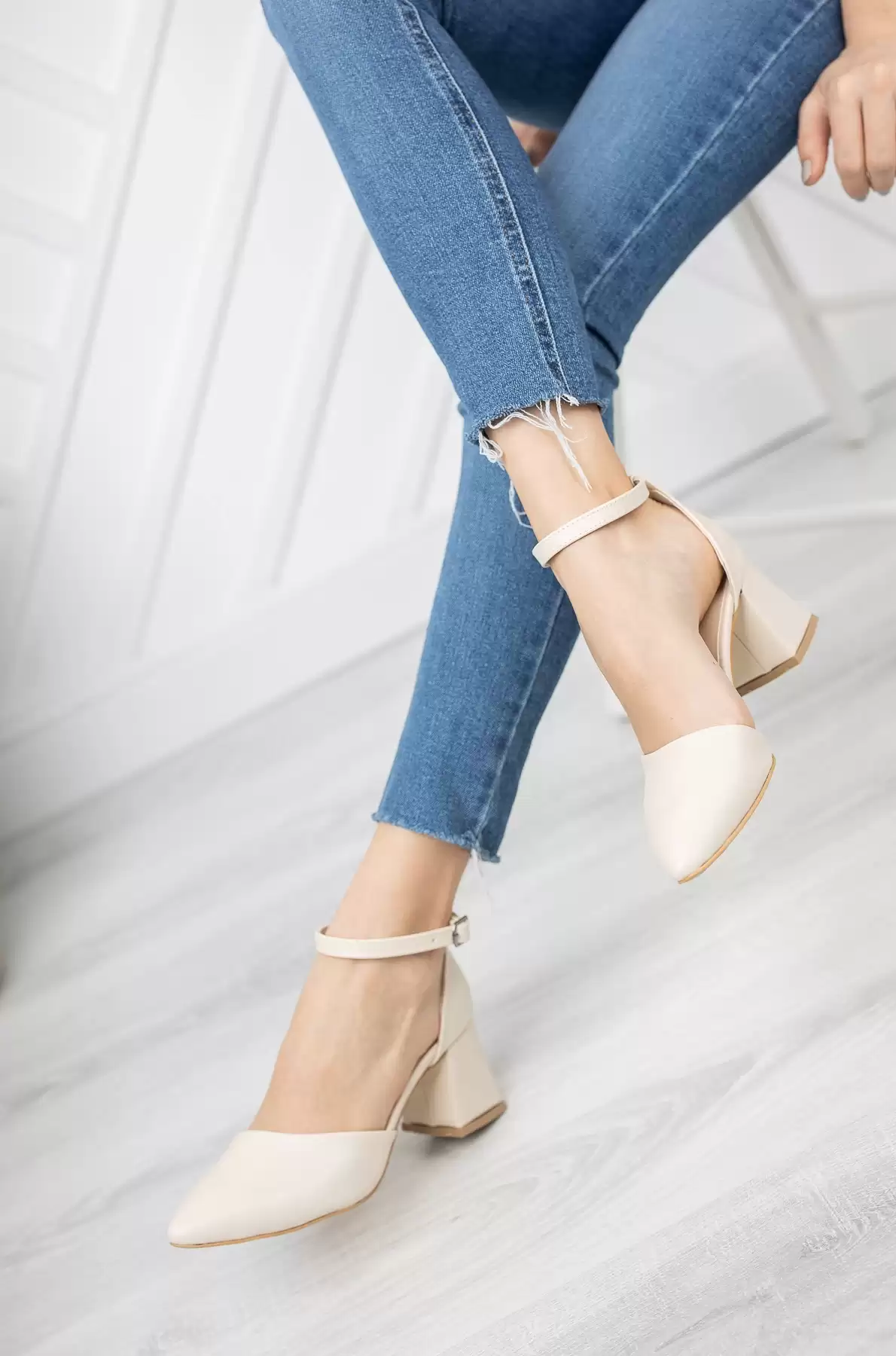 Skin Skin Woman Classic Heels Shoes