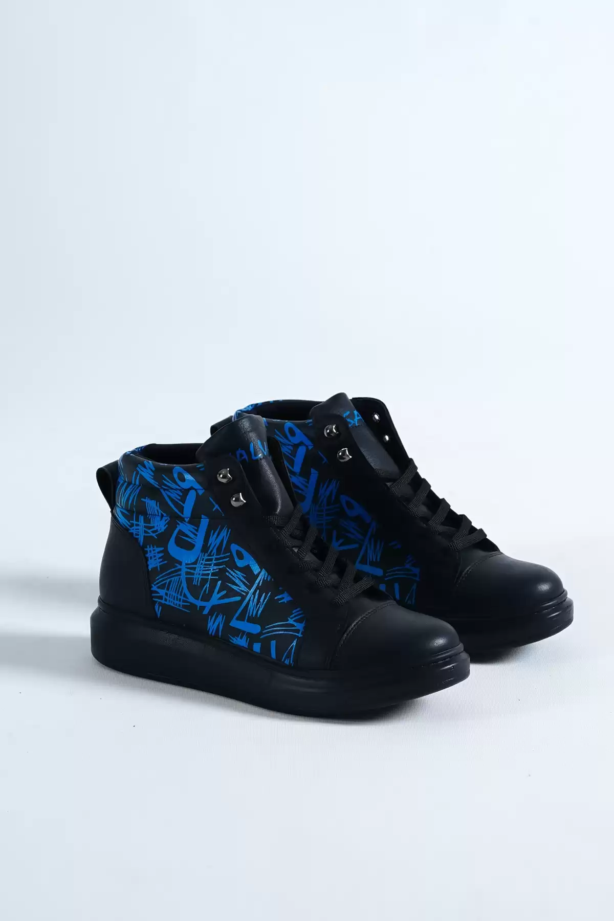 Black-Blue Male Wrist Sneaker