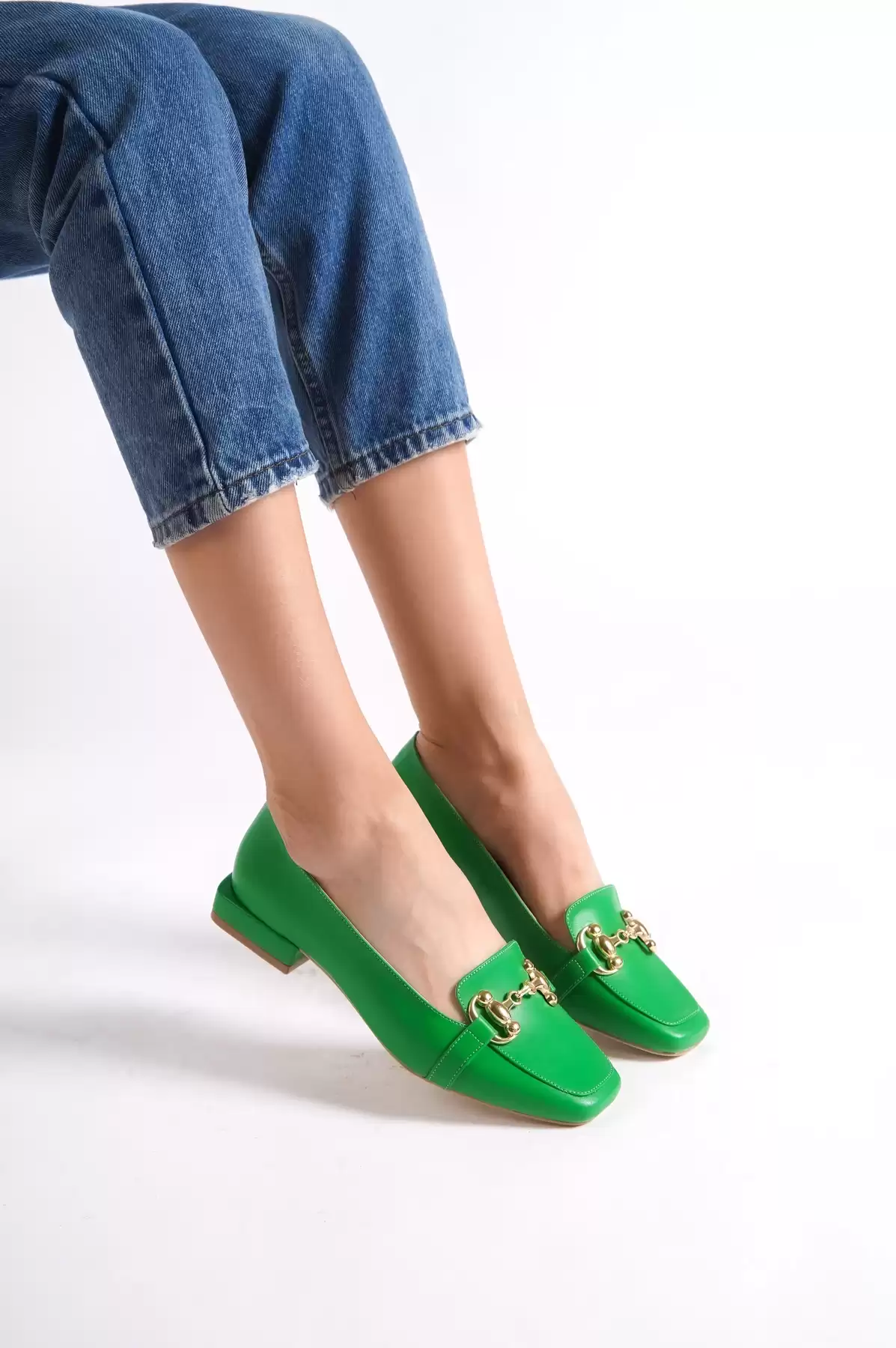 Green Skin Woman Daily Shoes