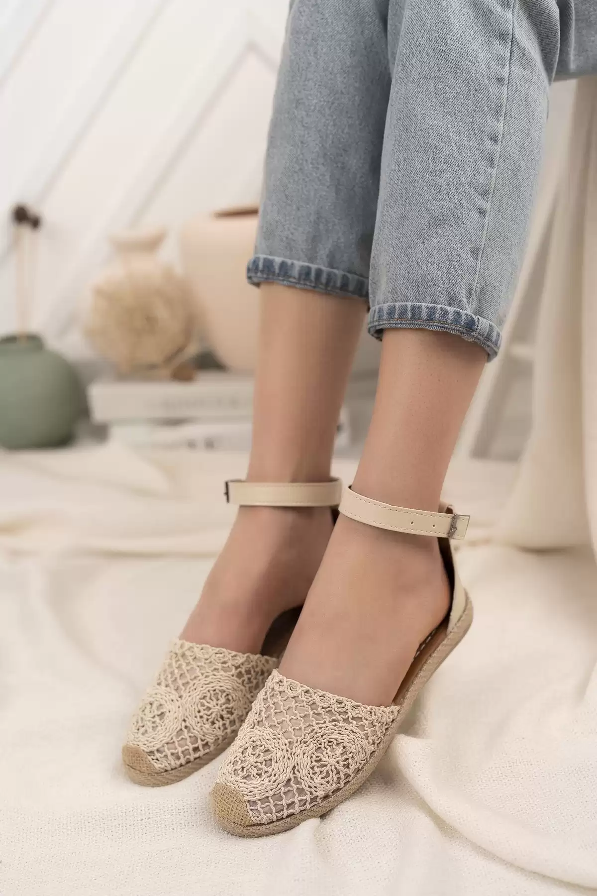 Beige Woman Lace Sandals