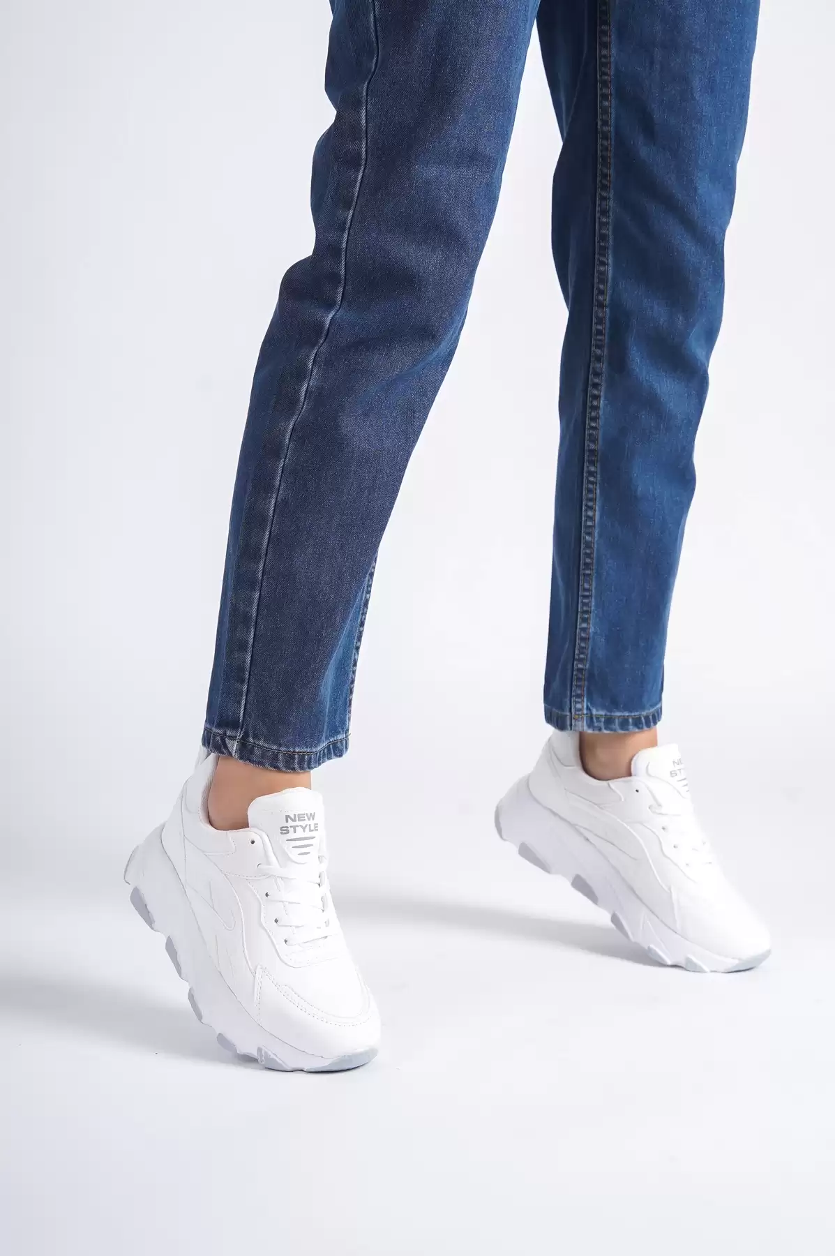 White Woman Sneaker