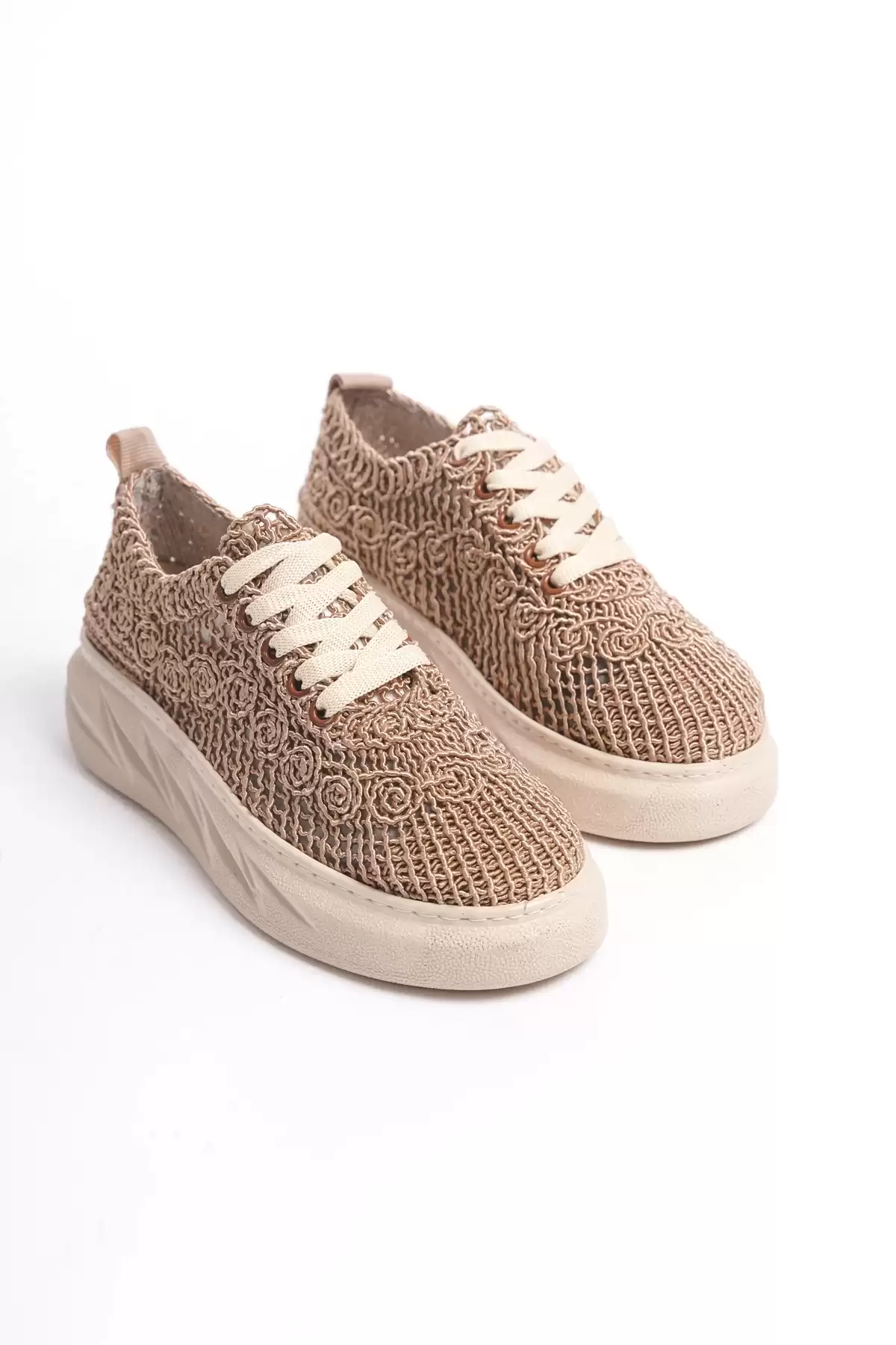 Mink Lace Female Lace Sneaker