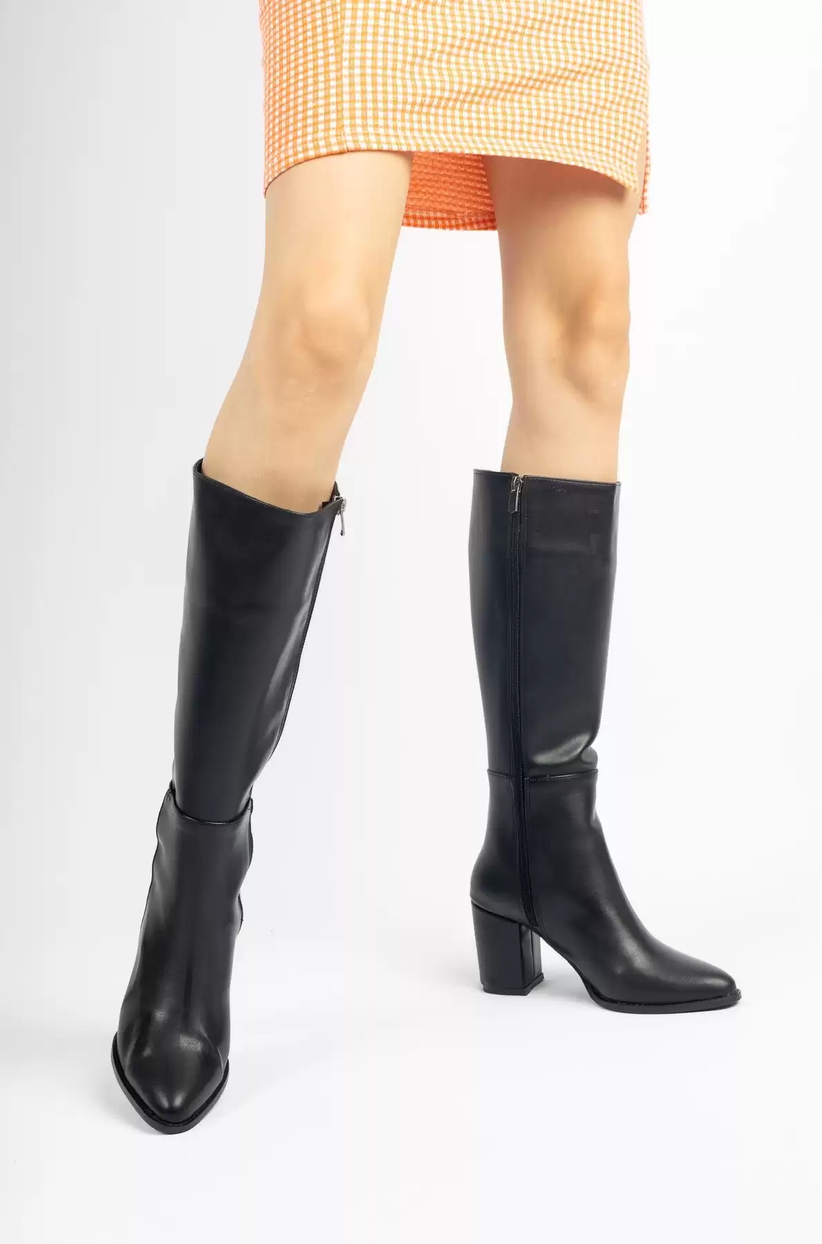 Black Skin Woman Boots