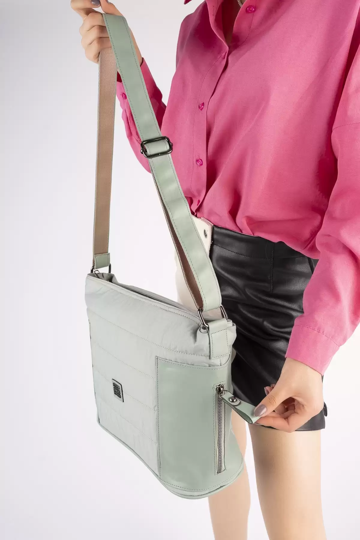 Mint Woman Hand And Shoulder Bag