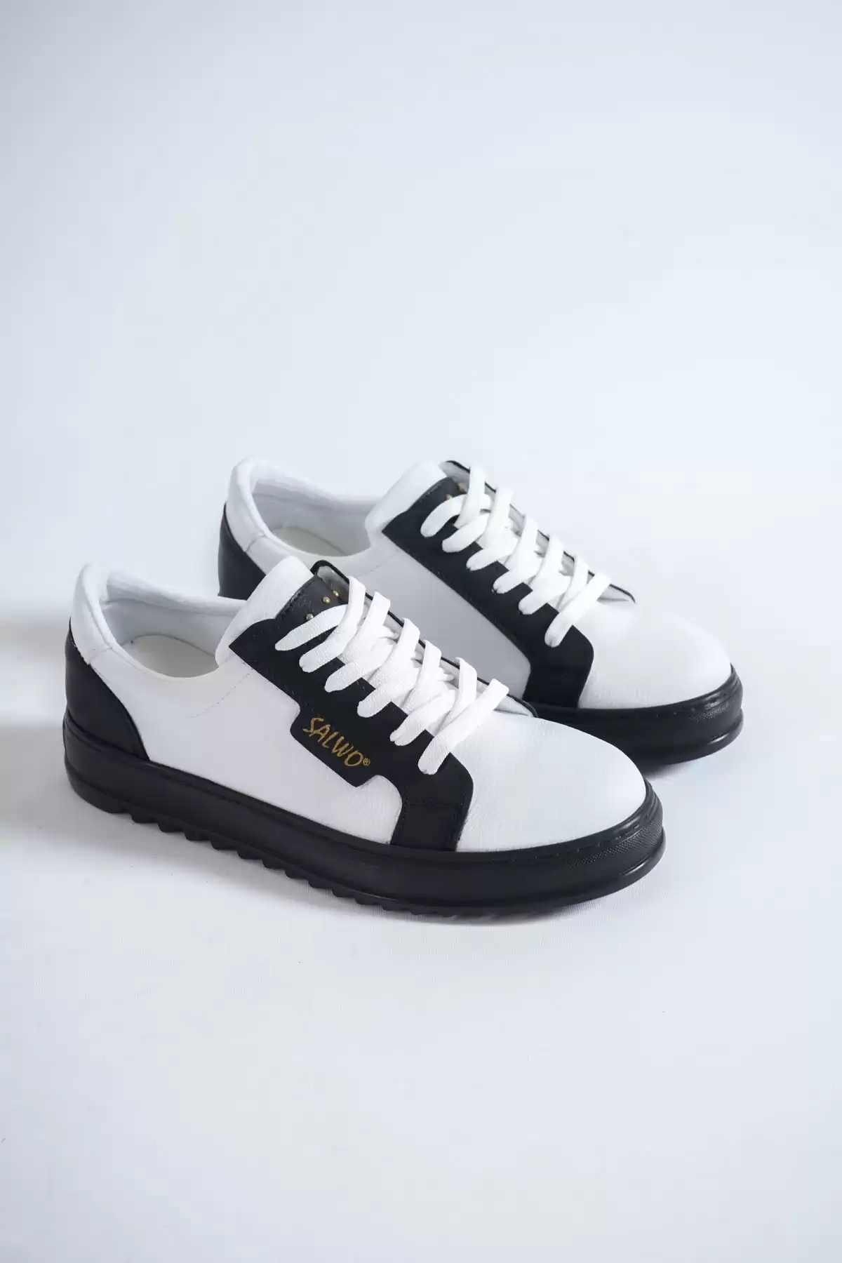 White-Black MenS Side Written Sneakers