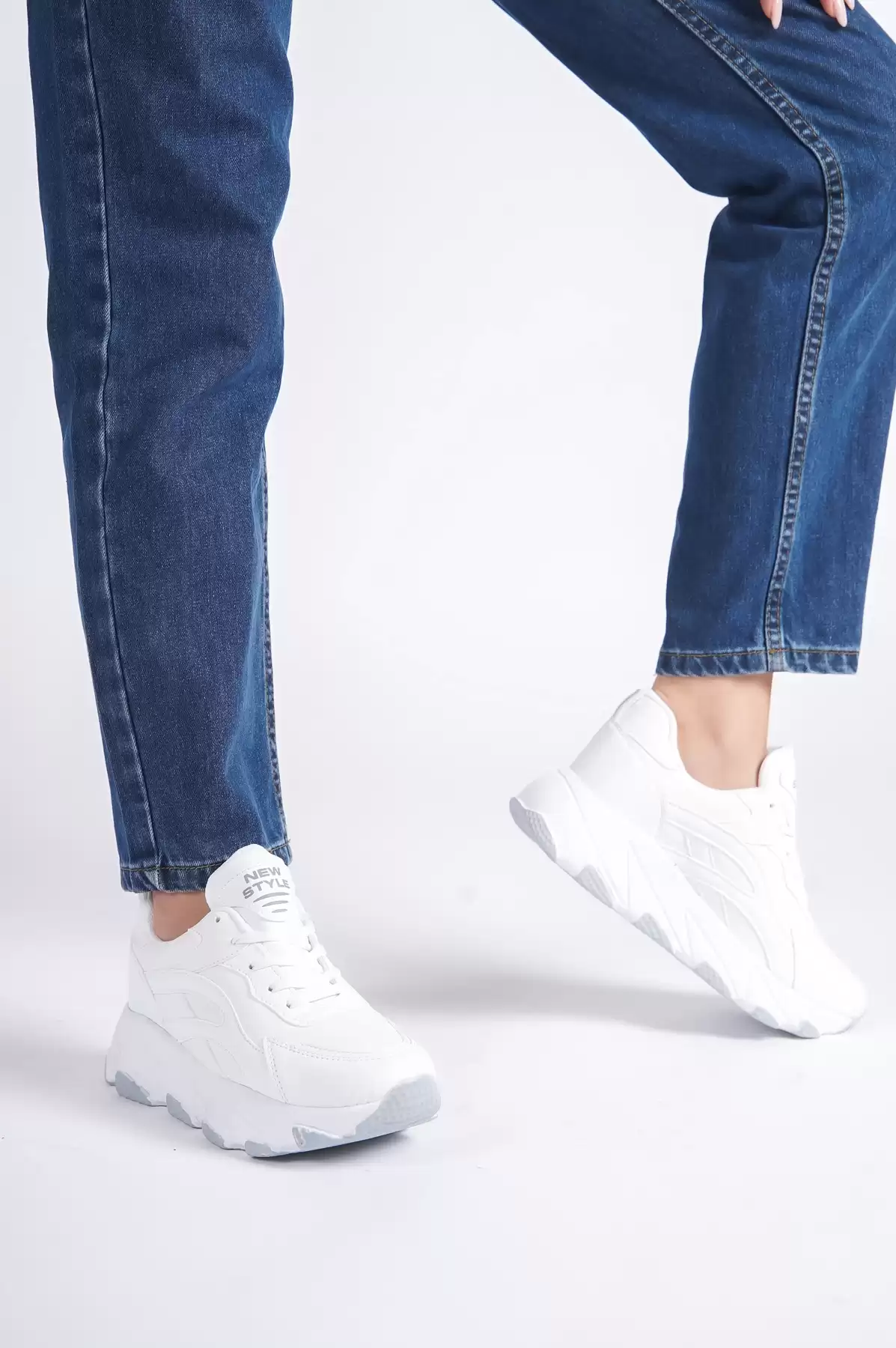 White Woman Sneaker