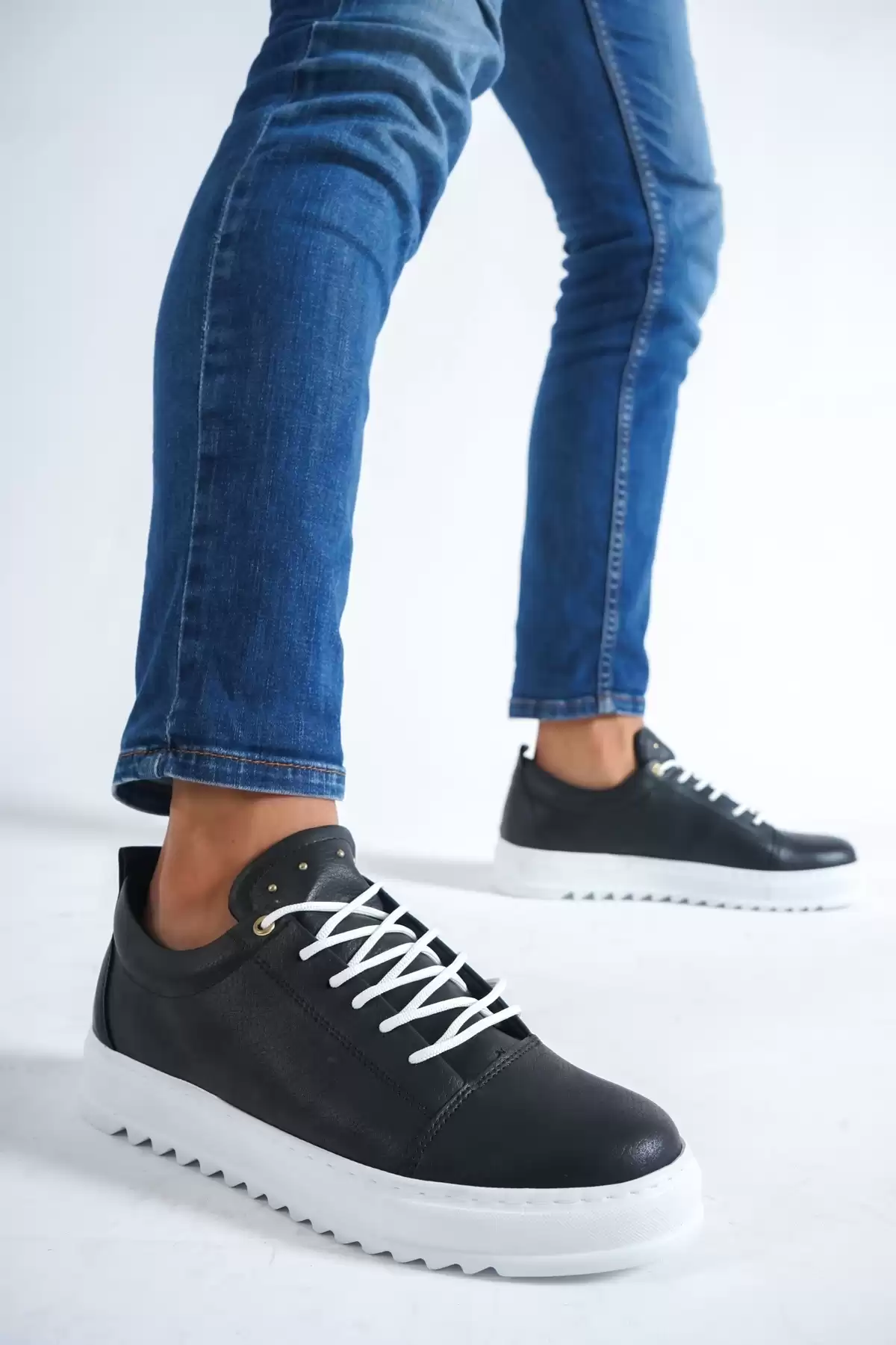 Black-And-White Male Flat Sneaker